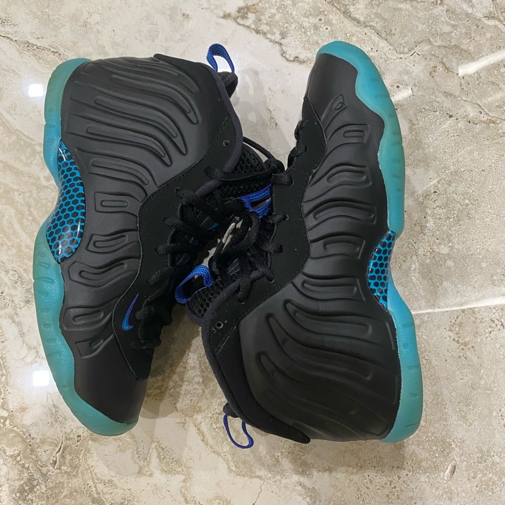 Nike Little Posite One “All Star Hornets" Sz 4.5Y